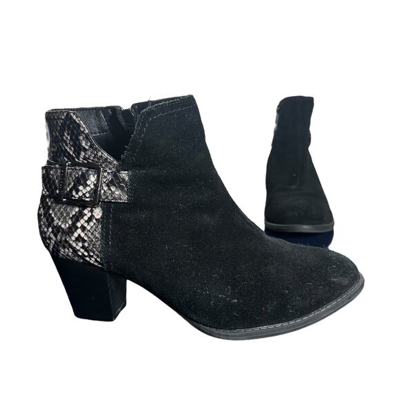 Vionic Naomi Snake Black Suede Ankle Boots Block Heel Size 7.5 Comfort - Picture 1 of 10